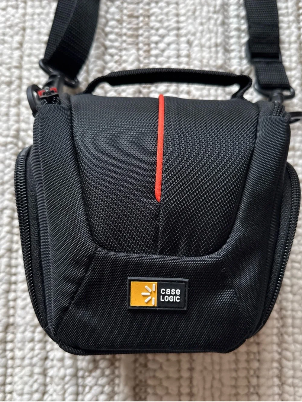 Case Logic DCB-304 High Zoom Camera Case - Black dslr camera bag